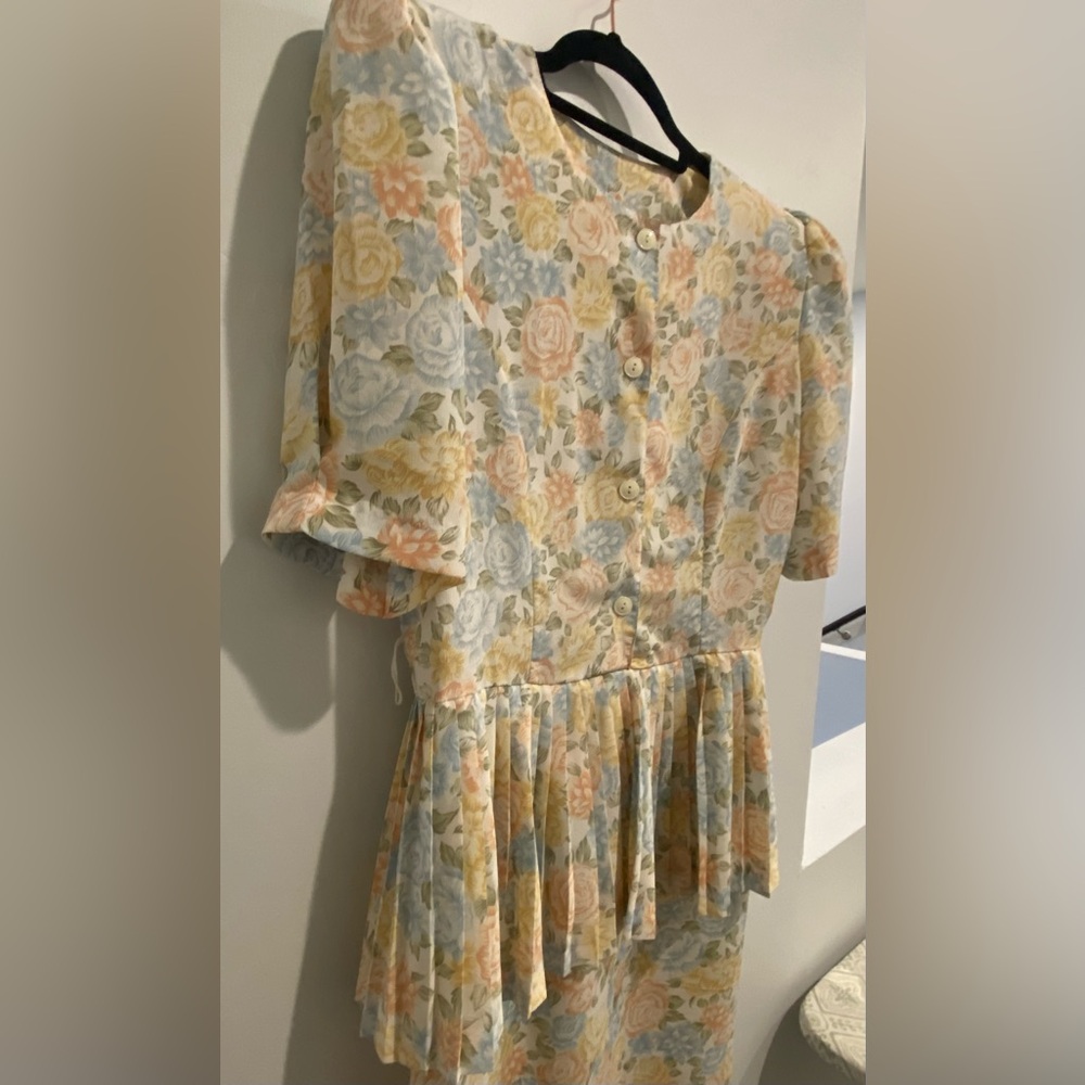 Vintage John Richard women’s pastel floral wiggle peplum dress size 10 petite - Picture 2 of 7